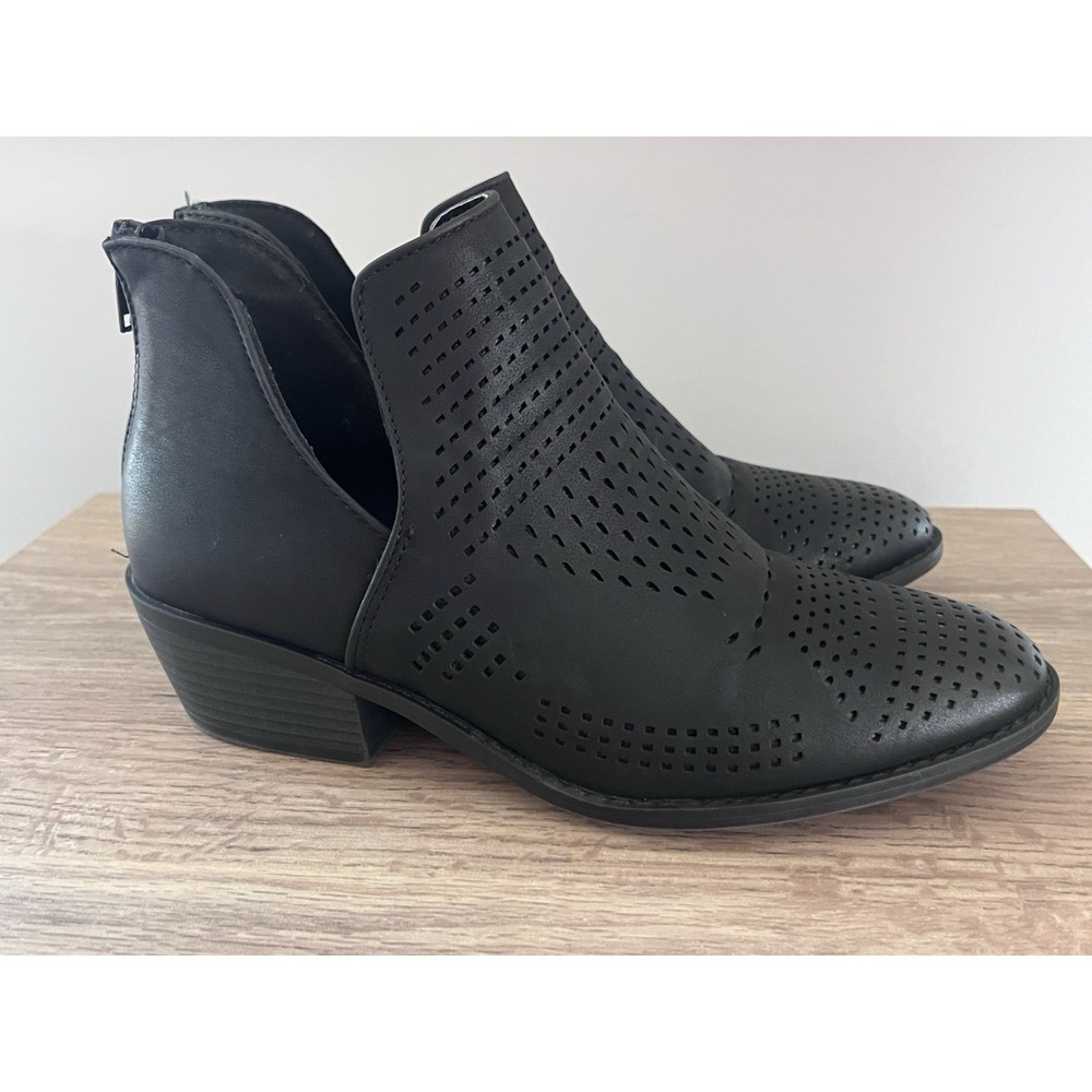 Pierre Dumas Women's 6 Slip On Zip Ankle Shoe Boots Black O1
